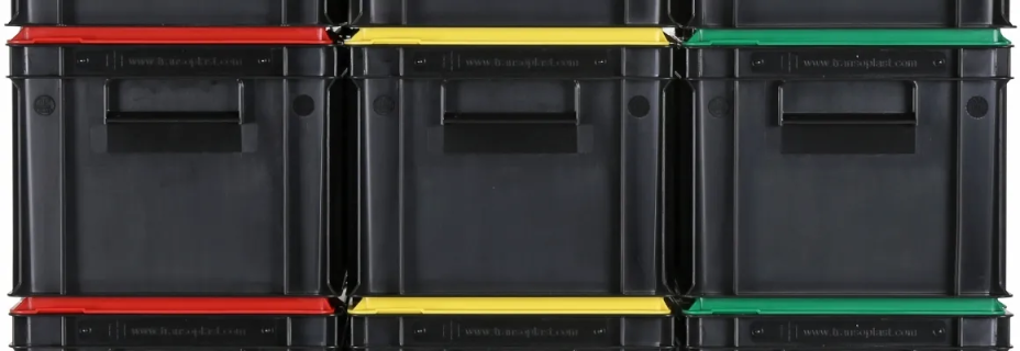 Combicolor stacking bins with lid 300x200 mm