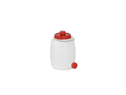 Plastic drums with drain